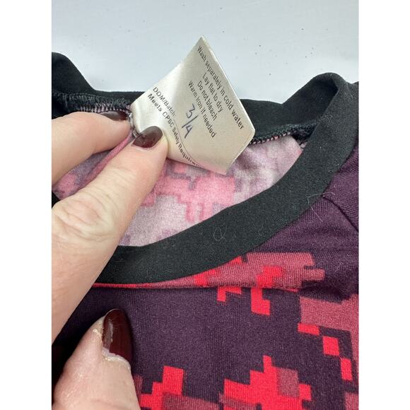 Chicken Bristle Road Red And Black Shirt - Picture 5 of 5